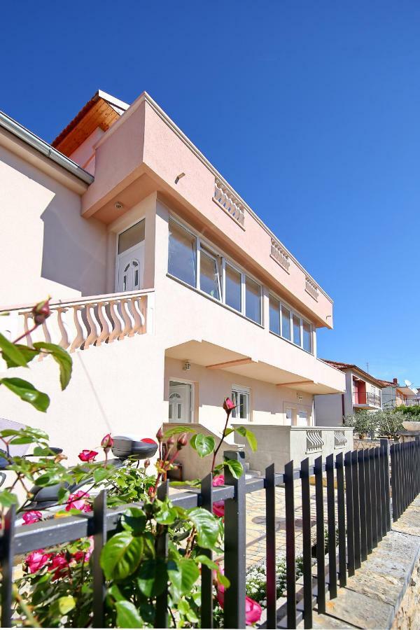 Apartment Nela Zára Kültér fotó